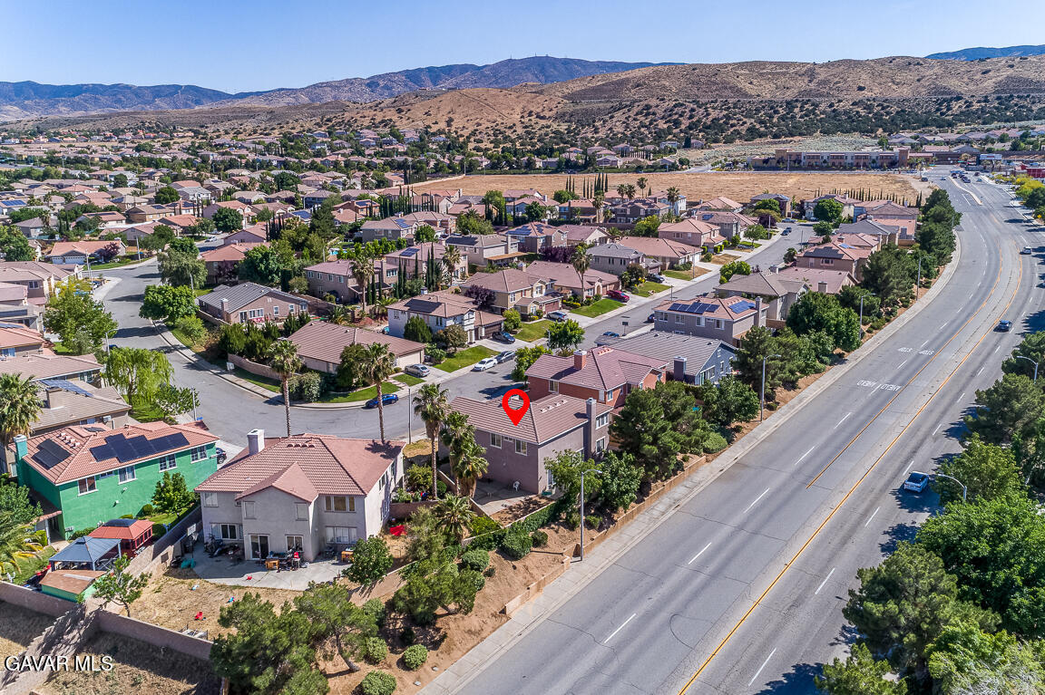 40339 Preston Road Palmdale, CA 93551 - Photo 30 of 39 40339Preston_Gavar-29