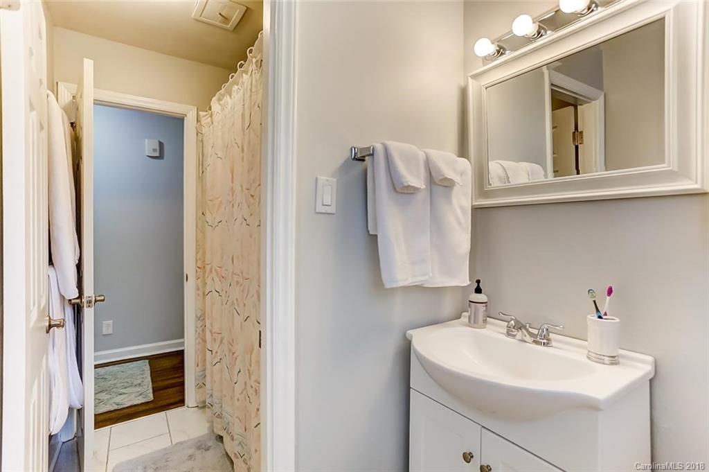 2900 Spring Valley Road Charlotte, NC 28210 - Photo 14 of 27 Gallery Image 14