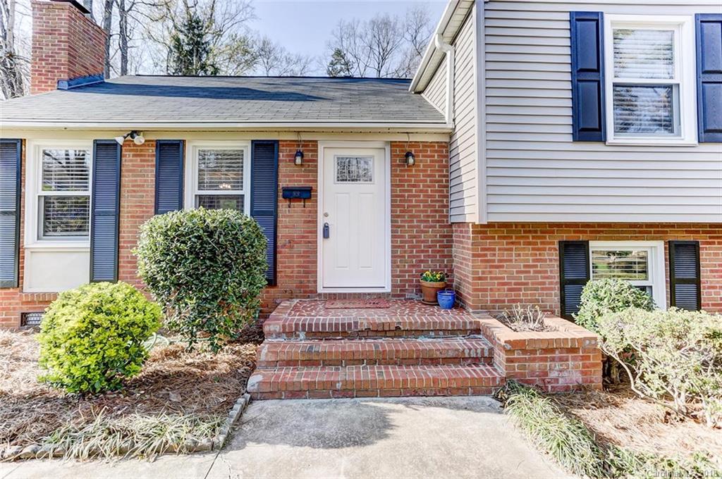 2900 Spring Valley Road Charlotte, NC 28210 - Photo 3 of 27 Gallery Image 3