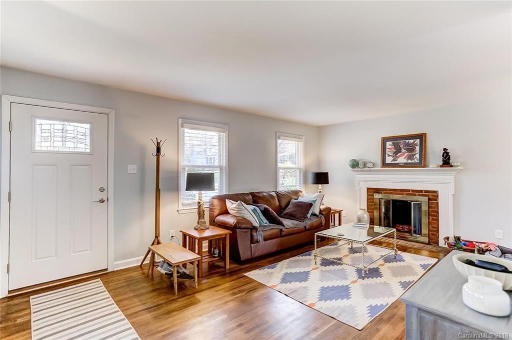 2900 Spring Valley Road Charlotte, NC 28210 - Photo 4 of 27 Gallery Image 4