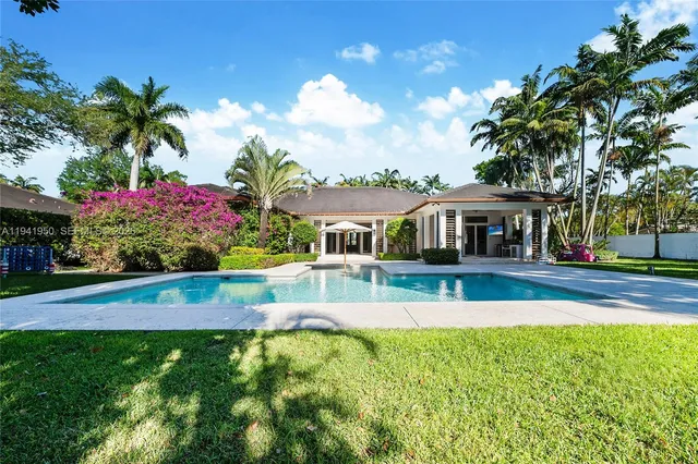 $22,000 | 6880 Southwest 82nd Avenue, Miami, FL 33143