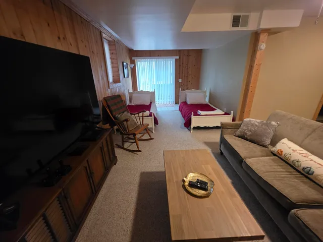 $509,900 | 262 Highland Road, Harbor Springs, MI 49740