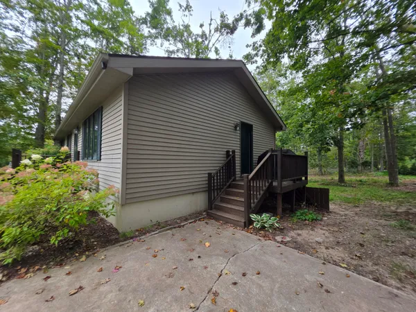 $509,900 | 262 Highland Road, Harbor Springs, MI 49740
