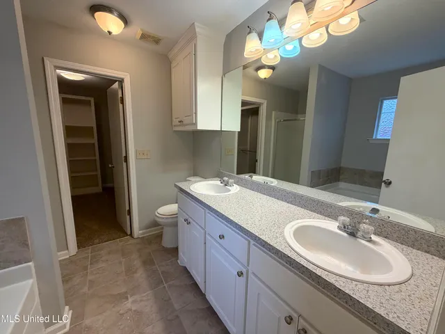 $1,800 | 1002 Brashears Point, Ridgeland, MS 39157