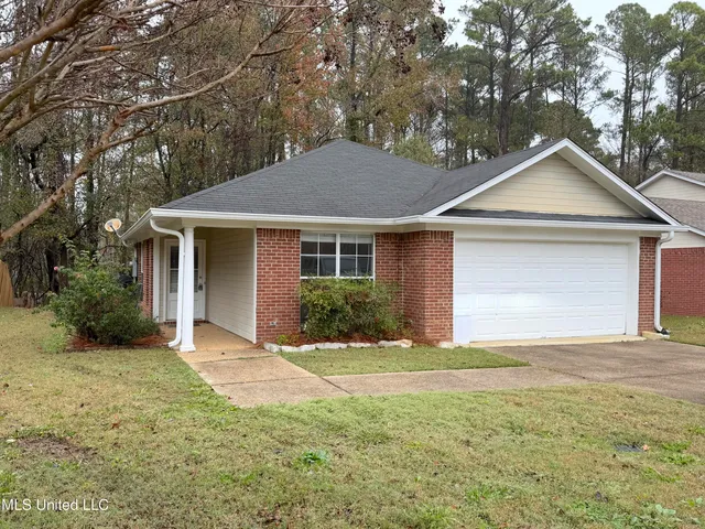 $1,800 | 1002 Brashears Point, Ridgeland, MS 39157