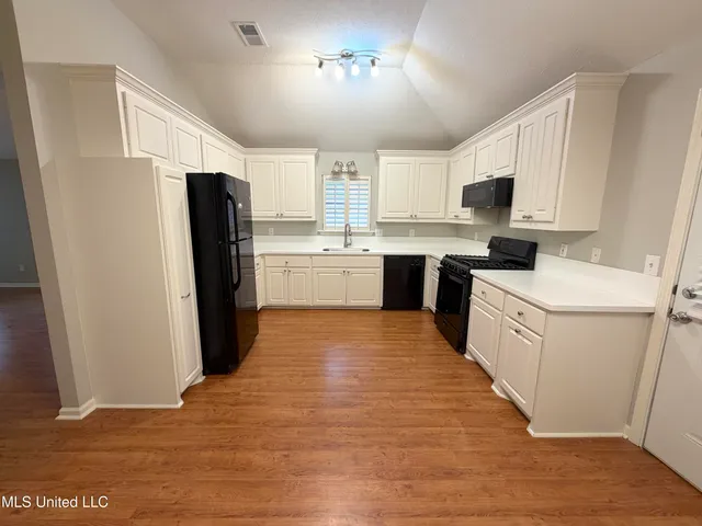 $1,800 | 1002 Brashears Point, Ridgeland, MS 39157