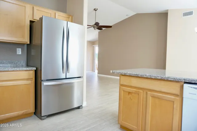 $2,350 | 3033 East Hononegh Drive, Phoenix, AZ 85050