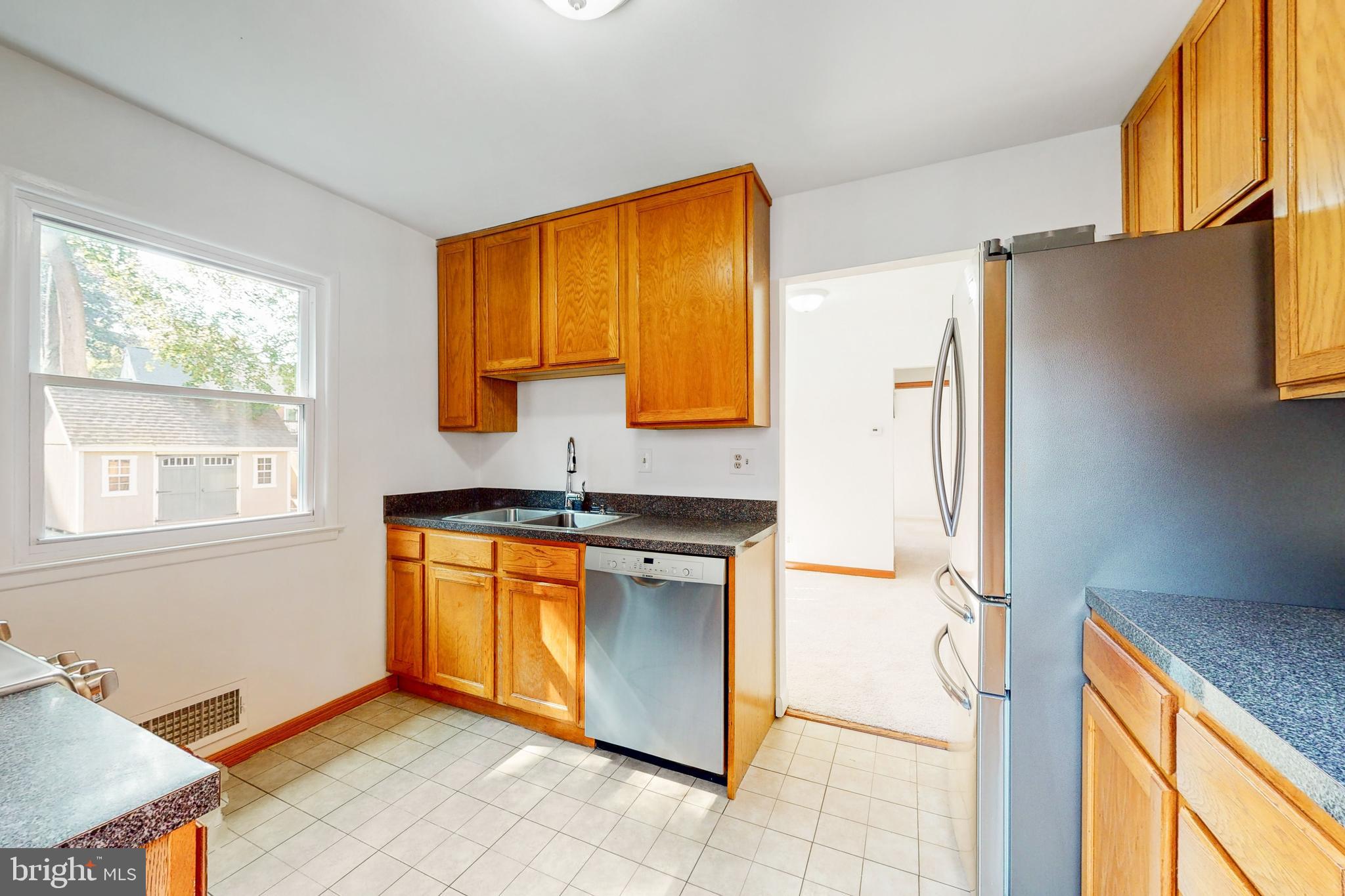 11120 Dewey Road Kensington, MD 20895 - Photo 11 of 27