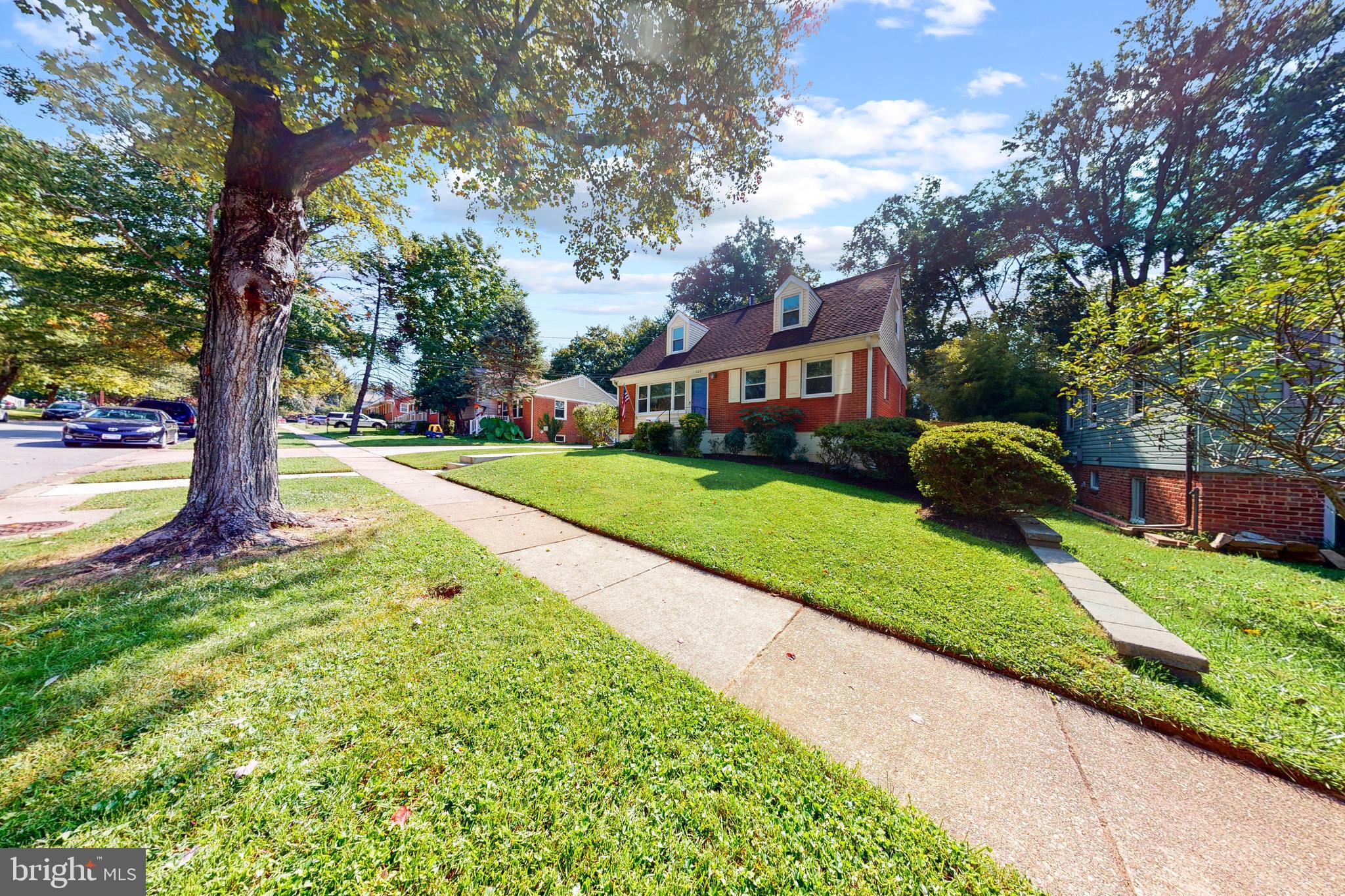 11120 Dewey Road Kensington, MD 20895 - Photo 3 of 27