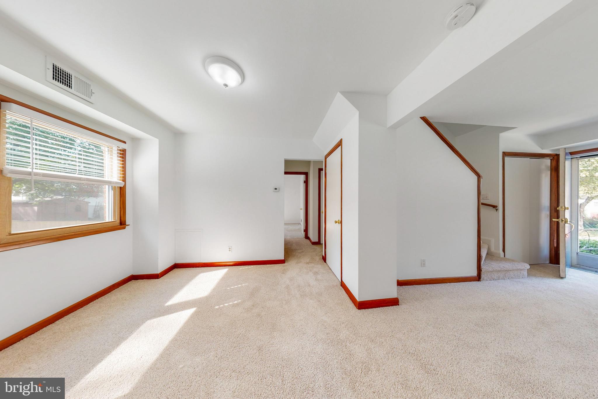 11120 Dewey Road Kensington, MD 20895 - Photo 7 of 27