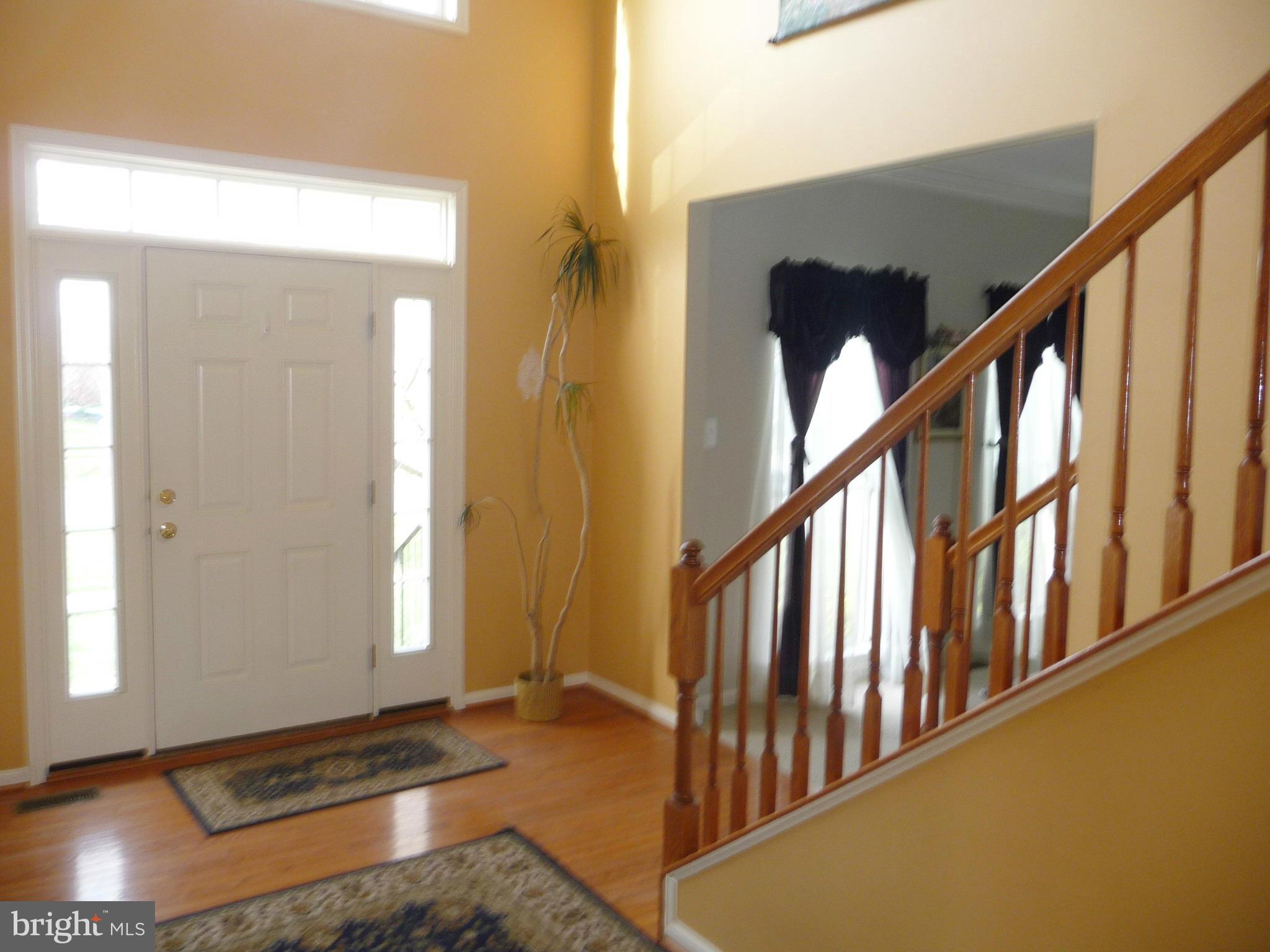 14300 Ashleigh Greene Road Boyds, MD 20841 - Photo 3 of 30 2 Story Foyer