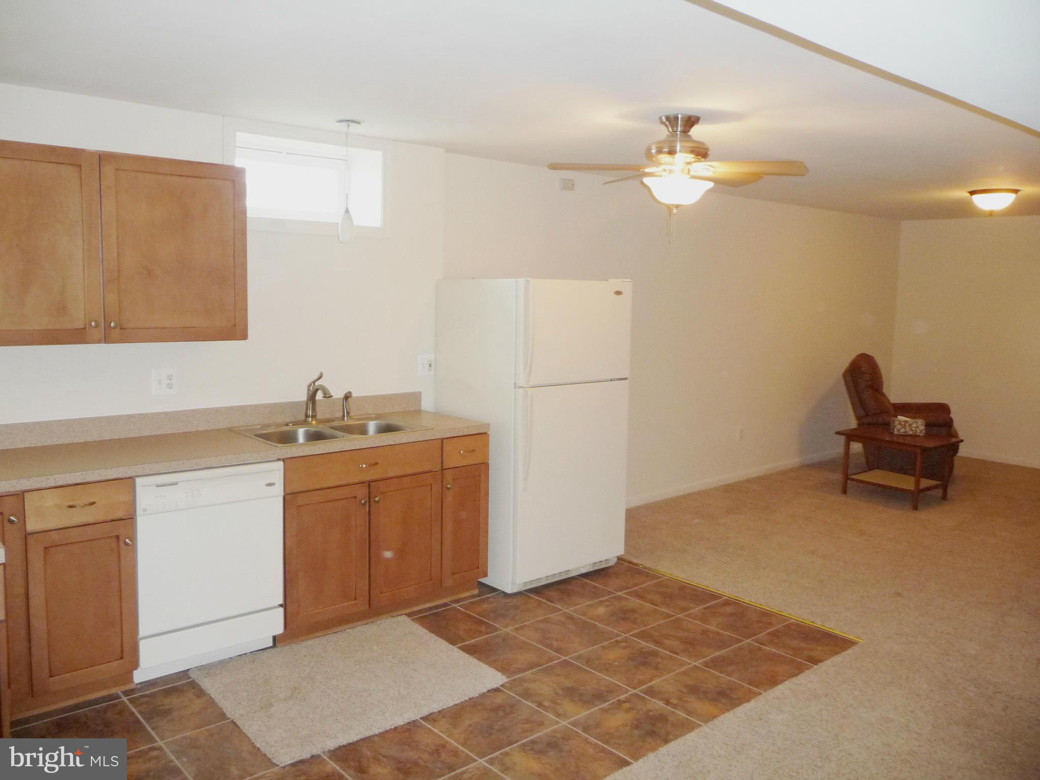 14300 Ashleigh Greene Road Boyds, MD 20841 - Photo 21 of 30 Au Pair Suite