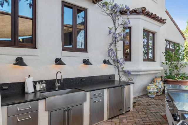 $8,498,000 | 11 Southgate Drive, Woodside, CA 94062