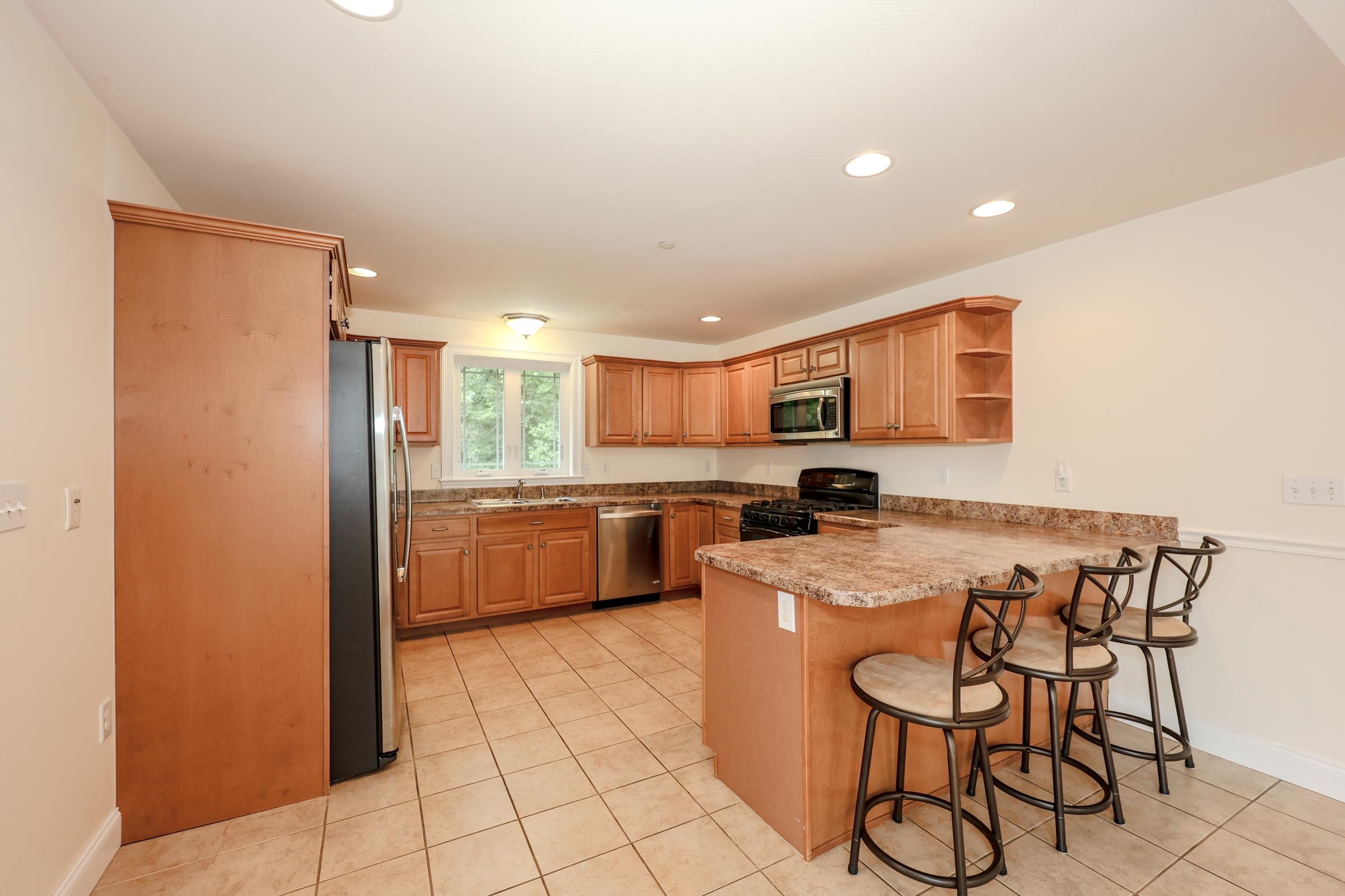 6 L Indian Hill Road Derry, NH 03038 - Photo 7 of 56 Gallery Image 7
