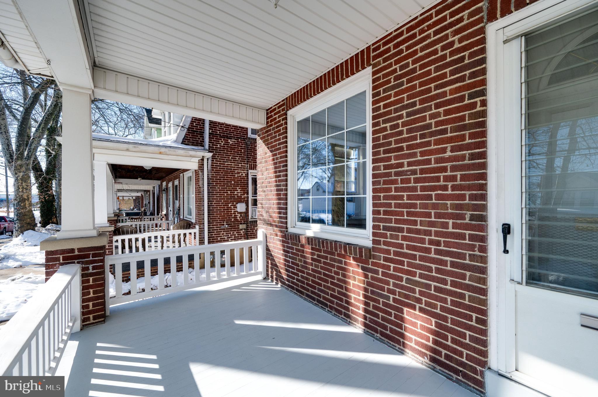 617 Crescent Avenue Reading, PA 19605 - Photo 3 of 43