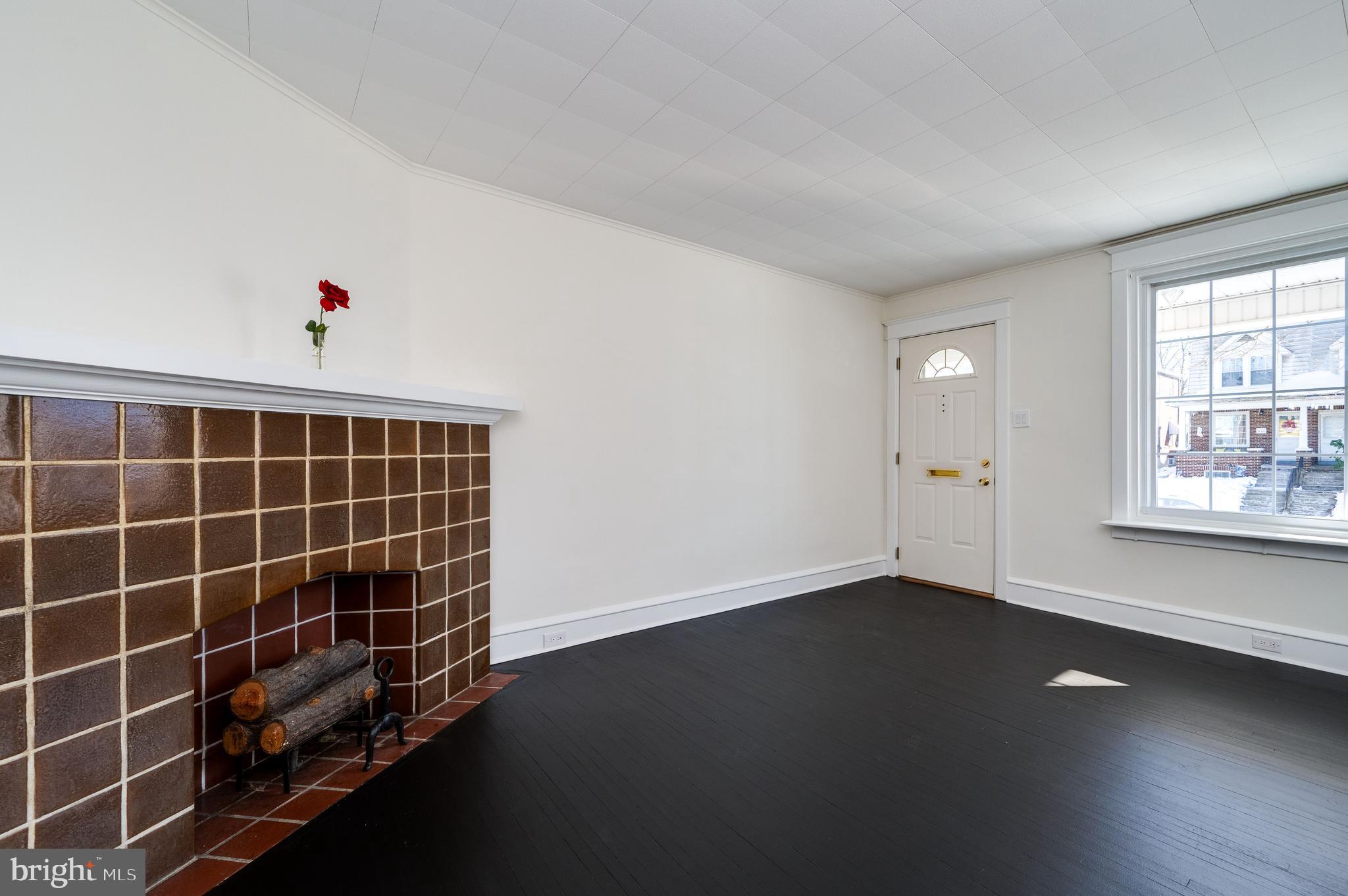 617 Crescent Avenue Reading, PA 19605 - Photo 6 of 43