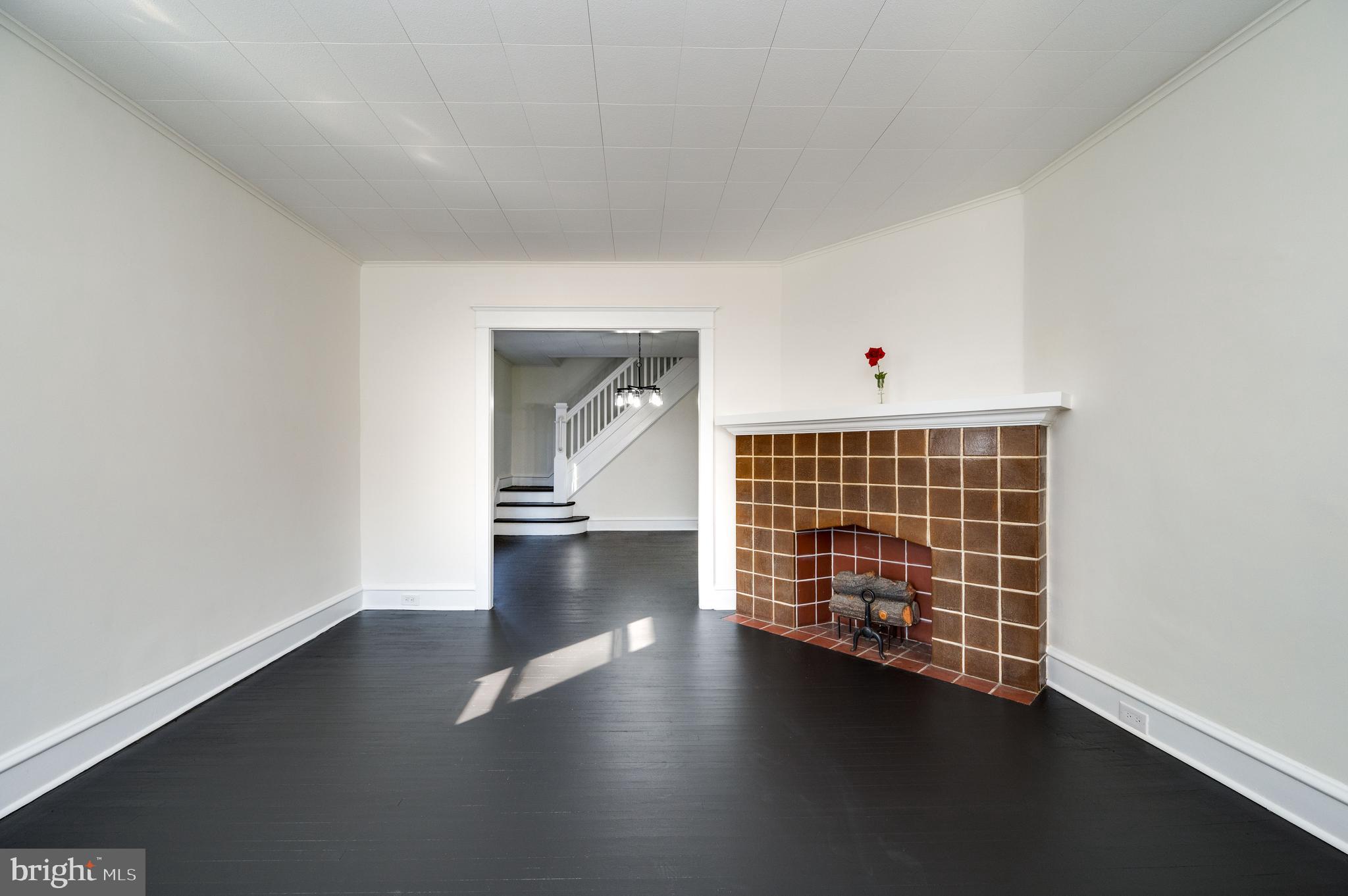 617 Crescent Avenue Reading, PA 19605 - Photo 8 of 43