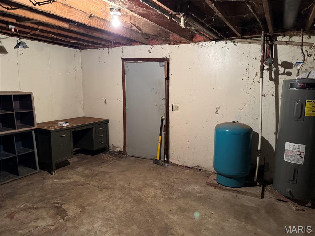 3800 Old State Road Leslie, MO 63056 - Photo 11 of 12