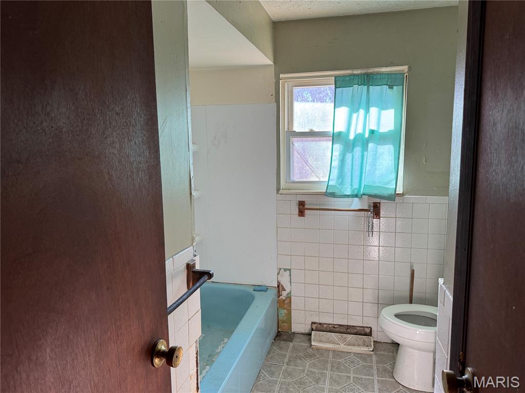 3800 Old State Road Leslie, MO 63056 - Photo 6 of 12