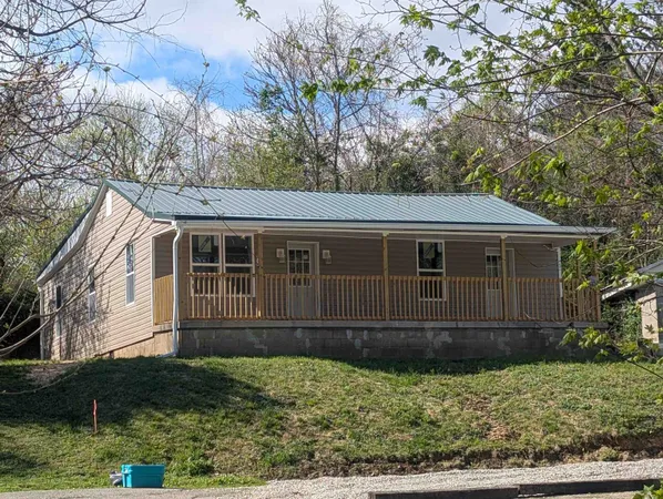 $149,900 | 105 Compliment Street, Ironton, OH 45638