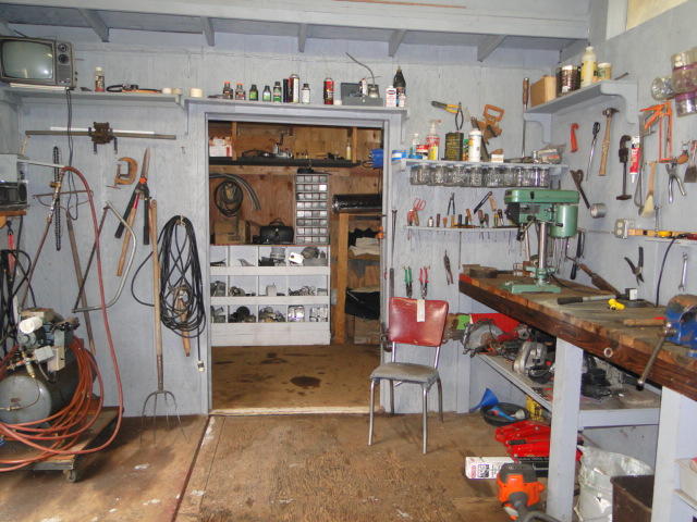 4395 Dick George Road Cave Junction, OR 97523 - Photo 21 of 40 Inside 26'x12' workshop