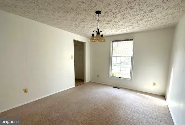 $3,200 | 4313 Lamarre Drive, Fairfax, VA 22030