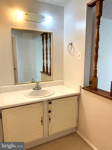 $3,200 | 4313 Lamarre Drive, Fairfax, VA 22030