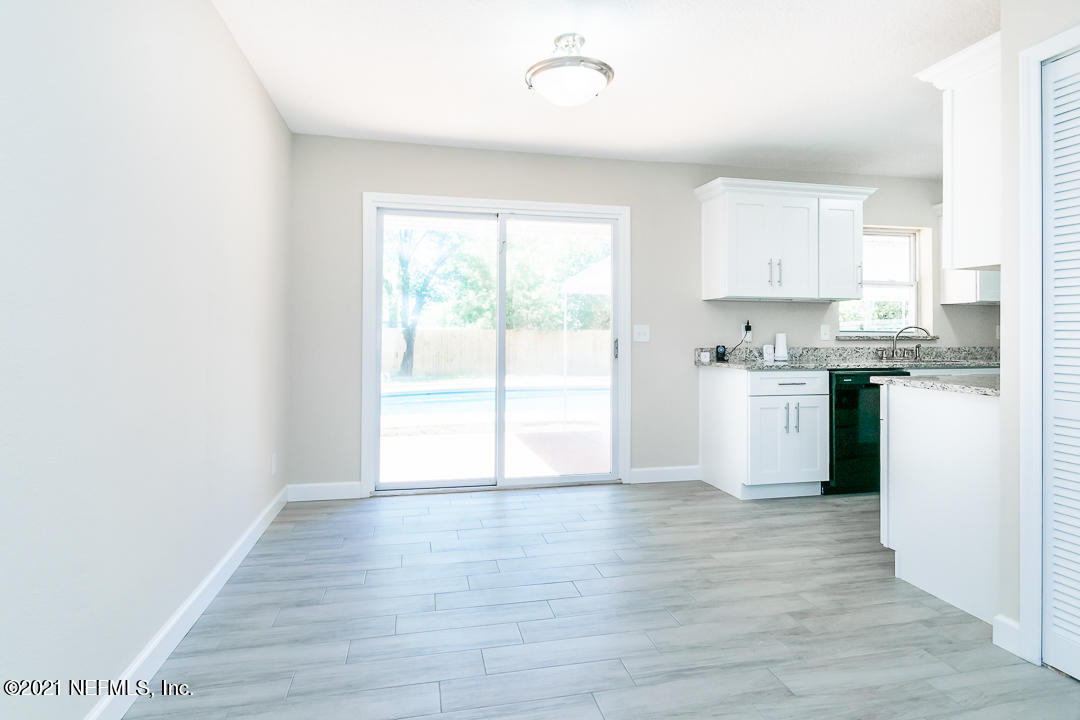 5953 Ridgeway Road East Jacksonville, FL 32244 - Photo 19 of 31 009