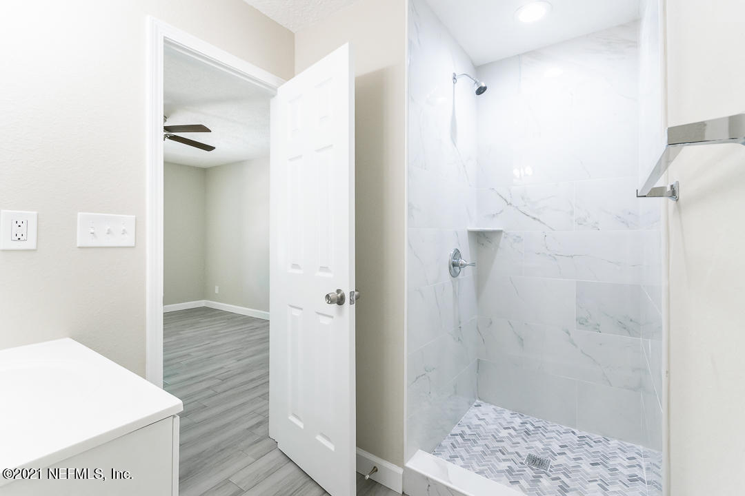 5953 Ridgeway Road East Jacksonville, FL 32244 - Photo 25 of 31 016