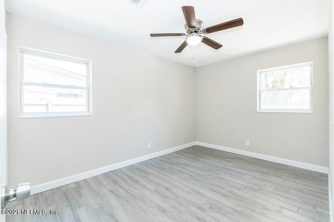 5953 Ridgeway Road East Jacksonville, FL 32244 - Photo 31 of 31 022