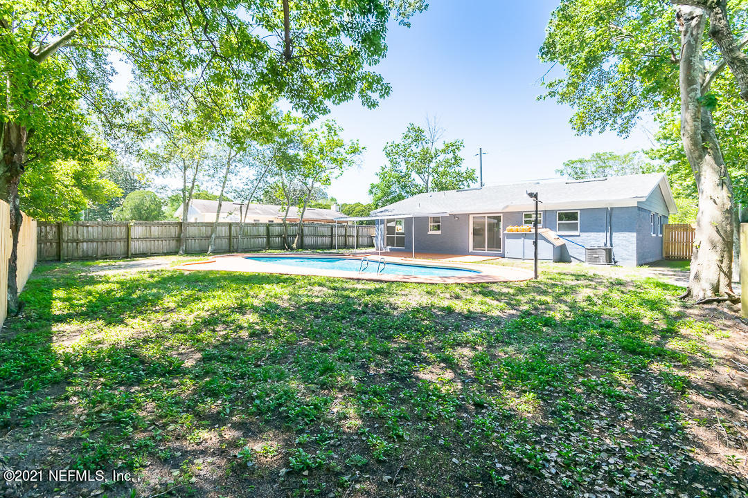 5953 Ridgeway Road East Jacksonville, FL 32244 - Photo 5 of 31 030