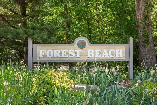 $875,000 | 18590 Forest Beach Drive, New Buffalo, MI 49117