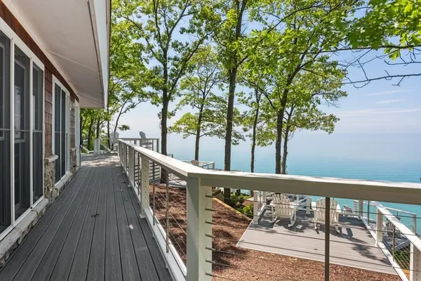 $875,000 | 18590 Forest Beach Drive, New Buffalo, MI 49117