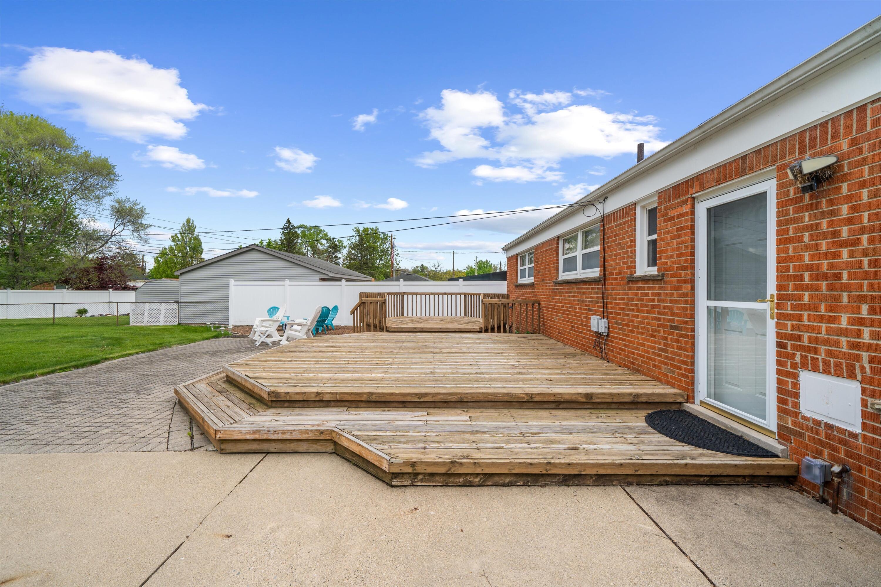 36753 Greenbush Road Wayne, MI 48184 - Photo 40 of 54 41-DSC09790