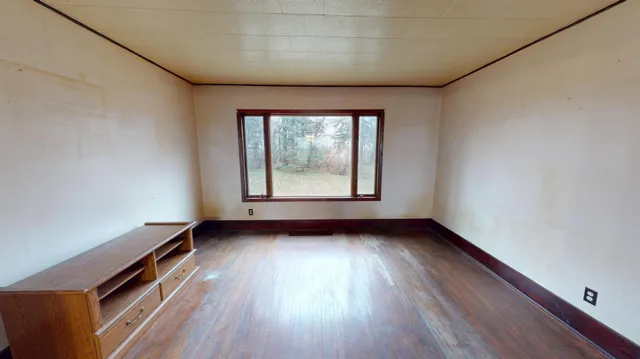 $224,900 | 77348 325th Street, Ellendale, MN 56026