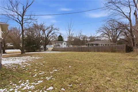 $294,500 | 2608 North 46th Terrace, Kansas City, KS 66104