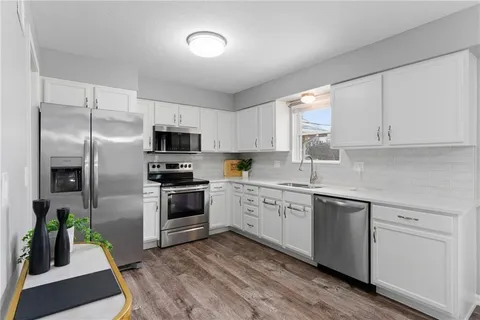 $294,500 | 2608 North 46th Terrace, Kansas City, KS 66104