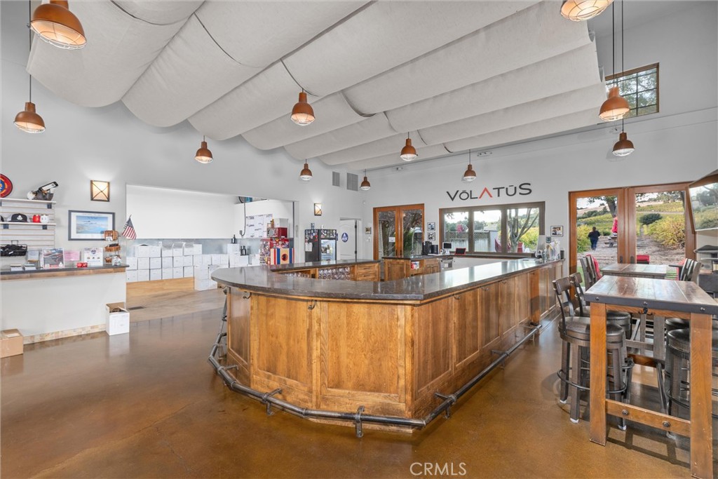 3000 Oakdale Road Paso Robles, CA 93446 - Photo 8 of 26 Interior of tasting room.