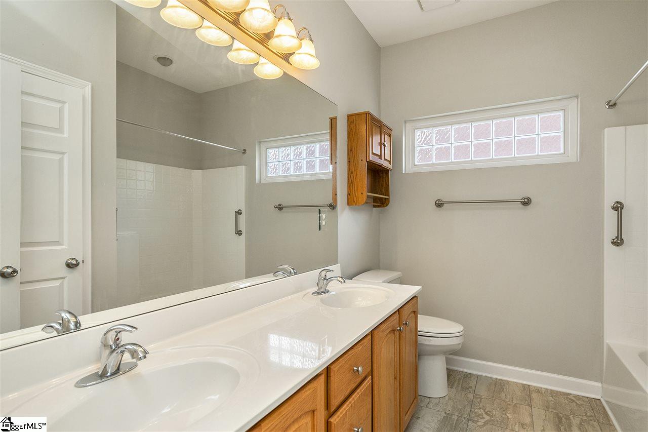 408 New Tarleton Way Greer, SC 29650 - Photo 14 of 24 Gallery Image 14