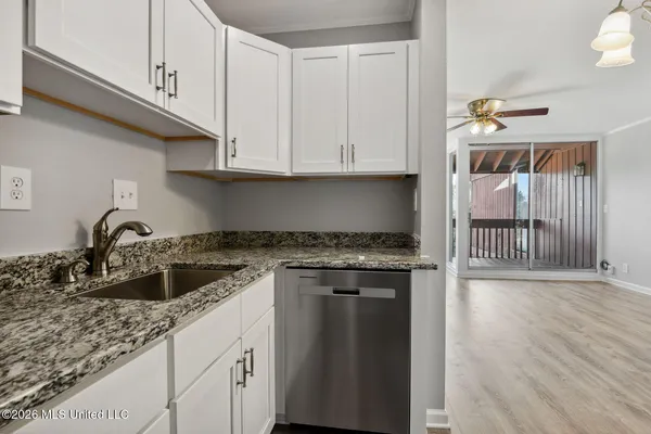 $75,500 | 205 Lakeside Villa, Unit A, Diamondhead, MS 39525
