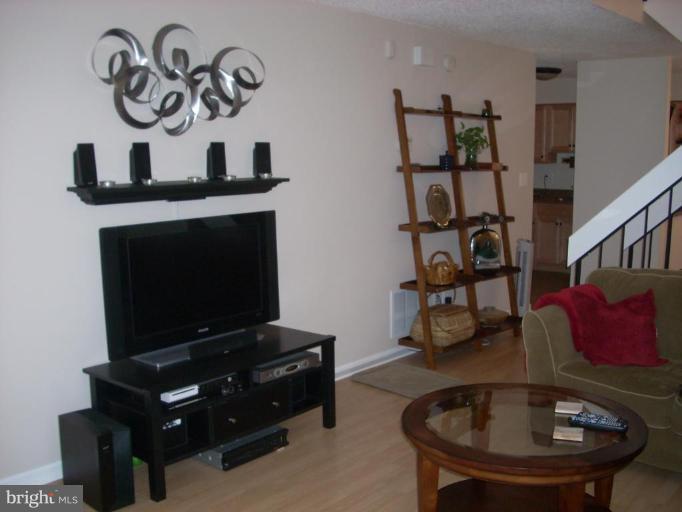 2209 Cartwright Place Reston, VA 20191 - Photo 4 of 20 Another Section of Living room