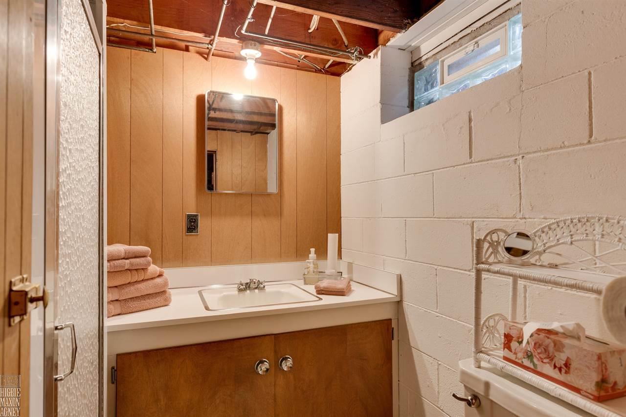 183 Ridgemont Road Grosse Pointe Farms, MI 48236 - Photo 12 of 20