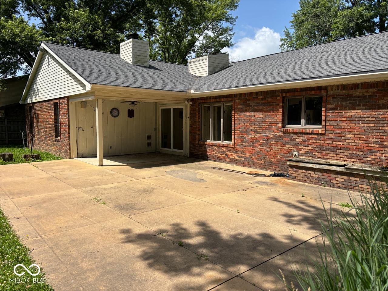 1408 North Buckeye Road Muncie, IN 47304 - Photo 5 of 44
