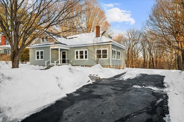 $689,000 | 270 Brattle Street, Holden, MA 01520