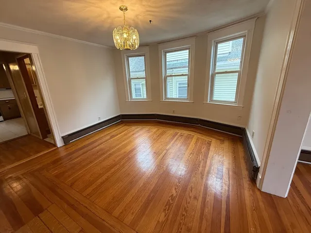 $2,350 | 87 Bartlett Street, Unit 2, Somerville, MA 02145