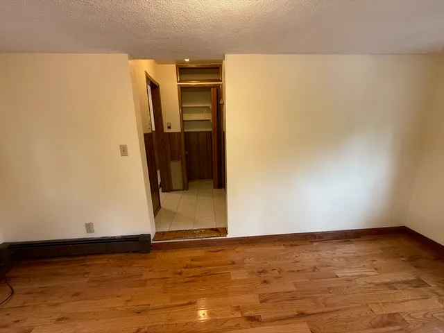 $2,350 | 87 Bartlett Street, Unit 2, Somerville, MA 02145