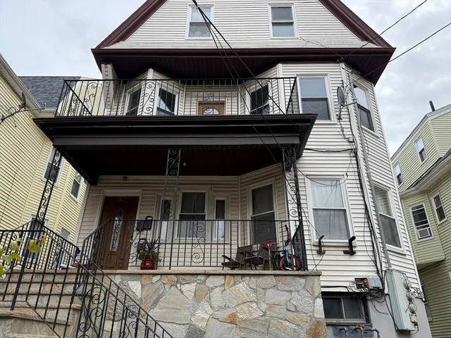 $2,350 | 87 Bartlett Street, Unit 2, Somerville, MA 02145