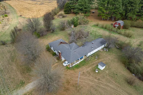 $250,000 | 24 B Busby Road, Loretto, TN 38469