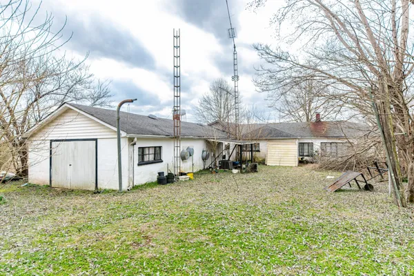 $250,000 | 24 B Busby Road, Loretto, TN 38469