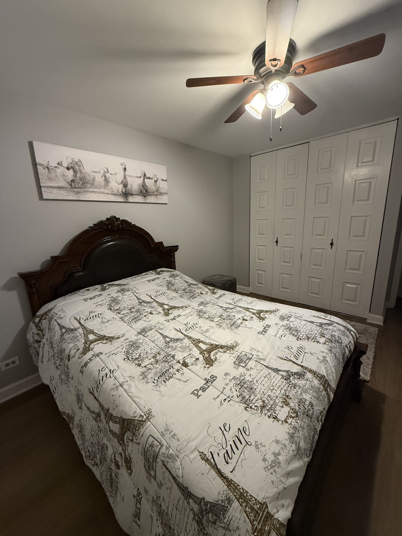 460 Raintree Court, Unit 2G Glen Ellyn, IL 60137 - Photo 16 of 20 Gallery Image 16